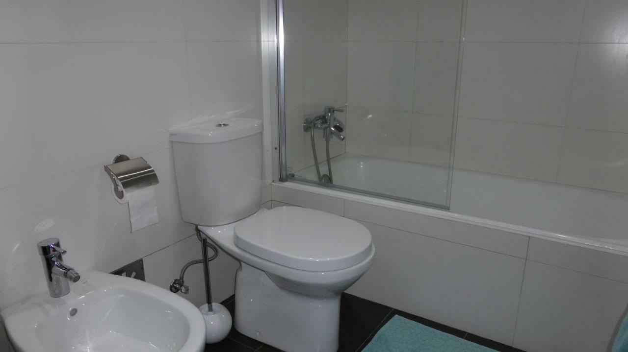 Beach Flat - Apartamento Praia Doca Do Cavacas ฟุงชาล ภายนอก รูปภาพ
