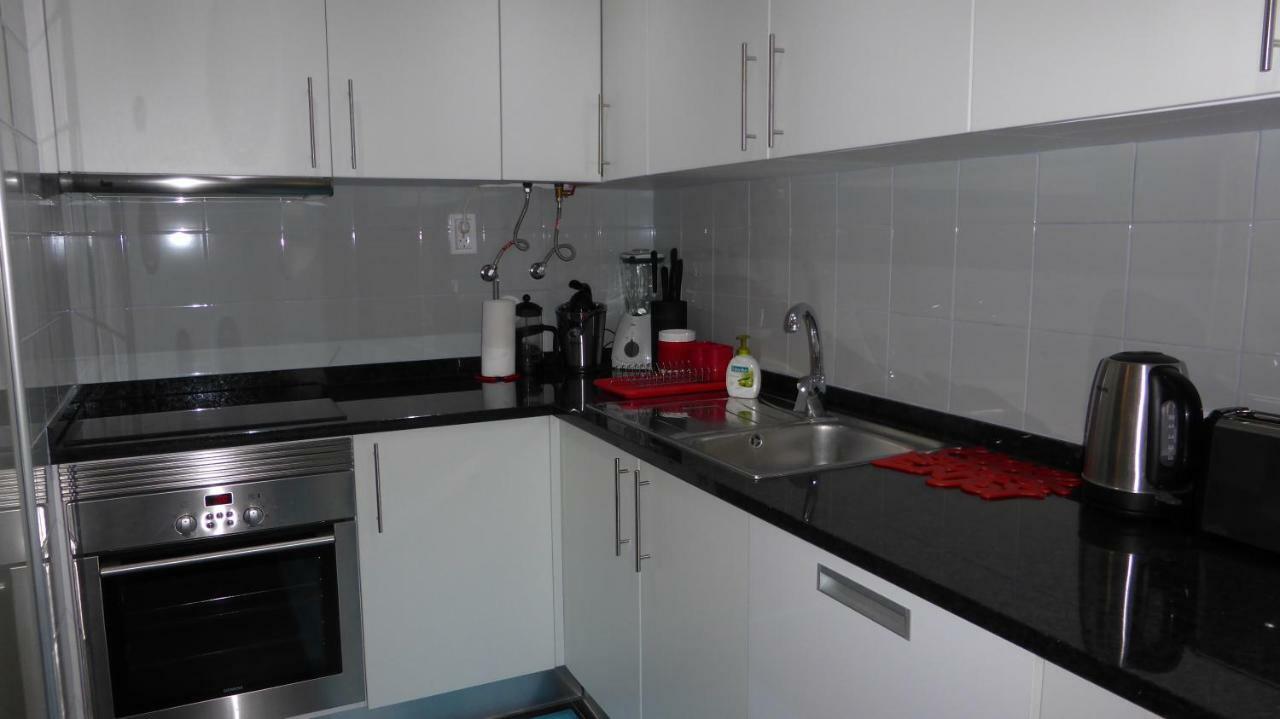 Beach Flat - Apartamento Praia Doca Do Cavacas ฟุงชาล ภายนอก รูปภาพ